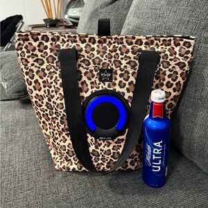 Frio tailgating blue tooth speaker  party Leopard Print Tote Bag nwt